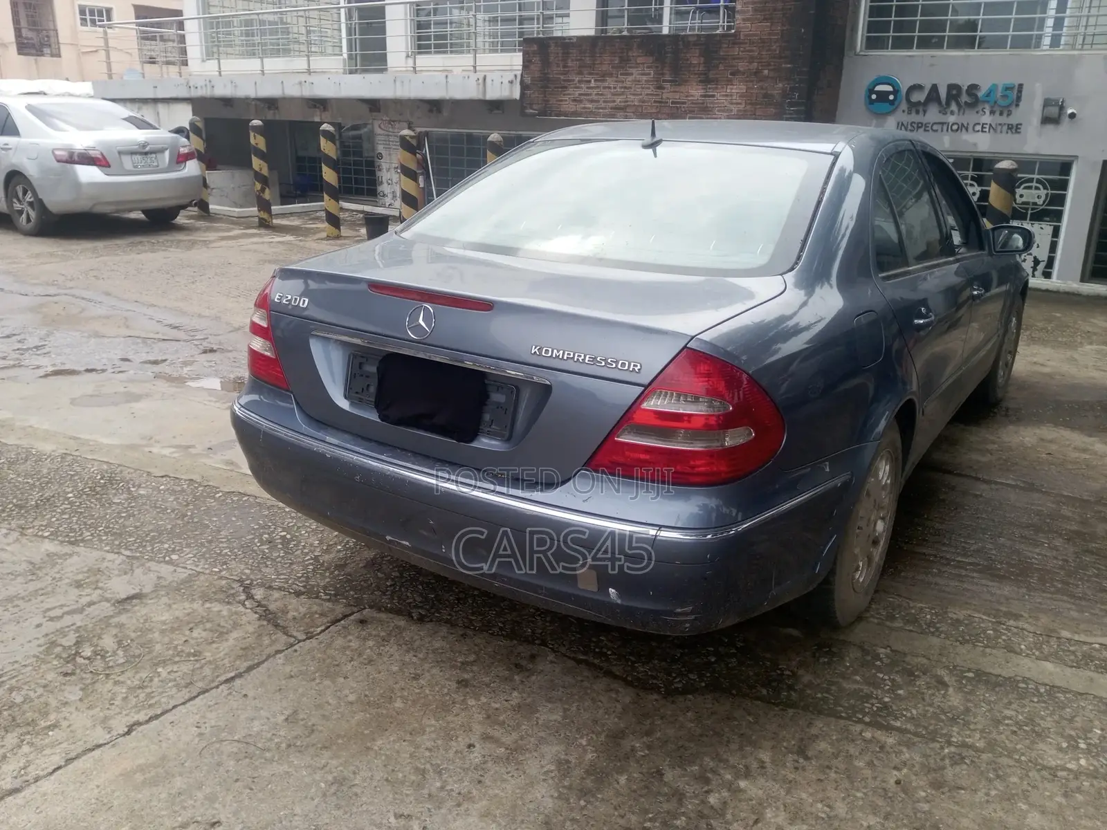 Mercedes-Benz E200 2002 Blue
