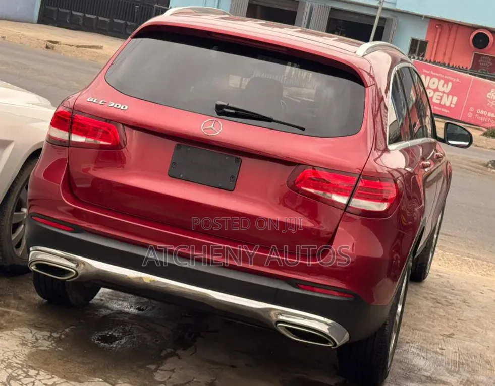 Mercedes-Benz GLC-Class 2018 Red