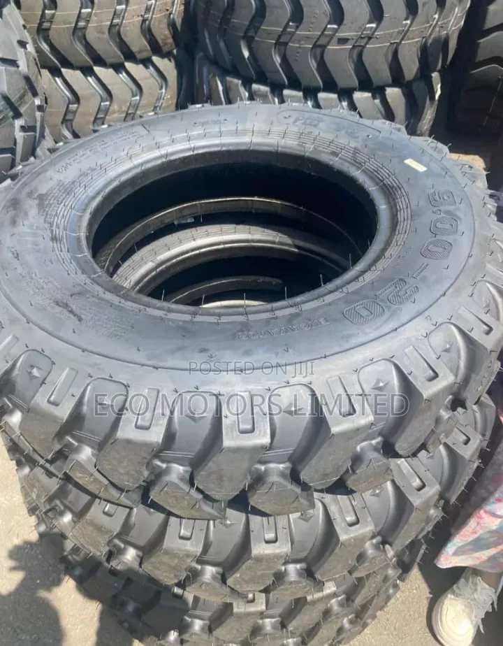 Original Solid Tire 9.00-20