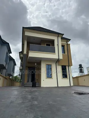 4bdrm Duplex in Carlton Gate Estate, Akobo for sale