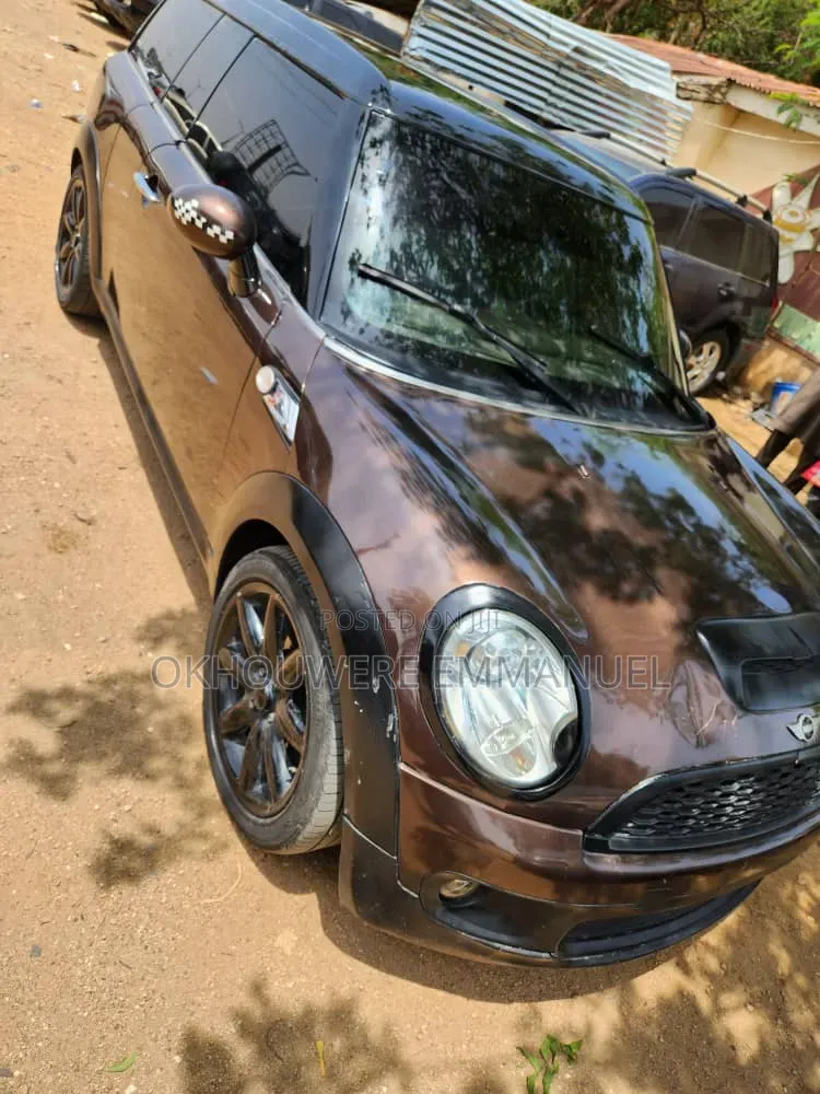 Mini Cooper 2007 Brown