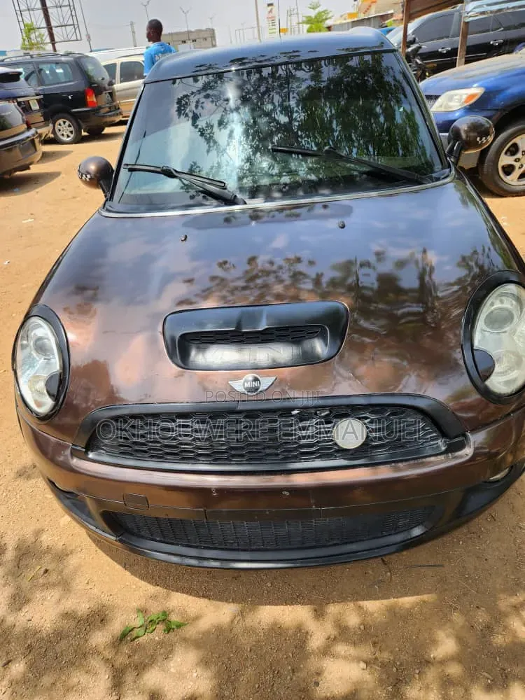 Mini Cooper 2007 Brown