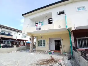 4bdrm Townhouse / Terrace in Abraham Adesanya for rent