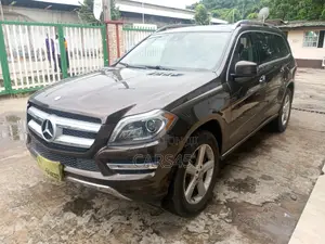 Mercedes-Benz GL-Class 2013 Brown