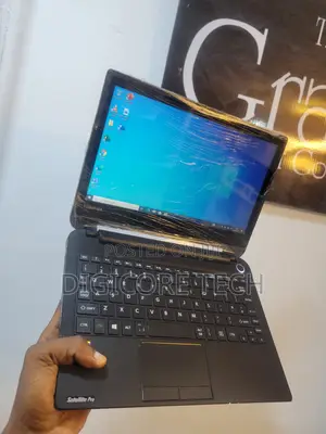 Laptop Toshiba 4GB Intel Celeron SSD 128GB