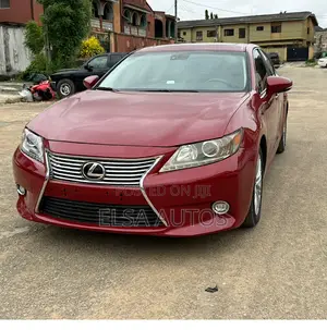 Lexus ES 2015 Red