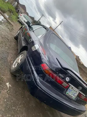 Toyota Camry 1998 Brown