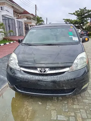 Toyota Sienna 2008 Black