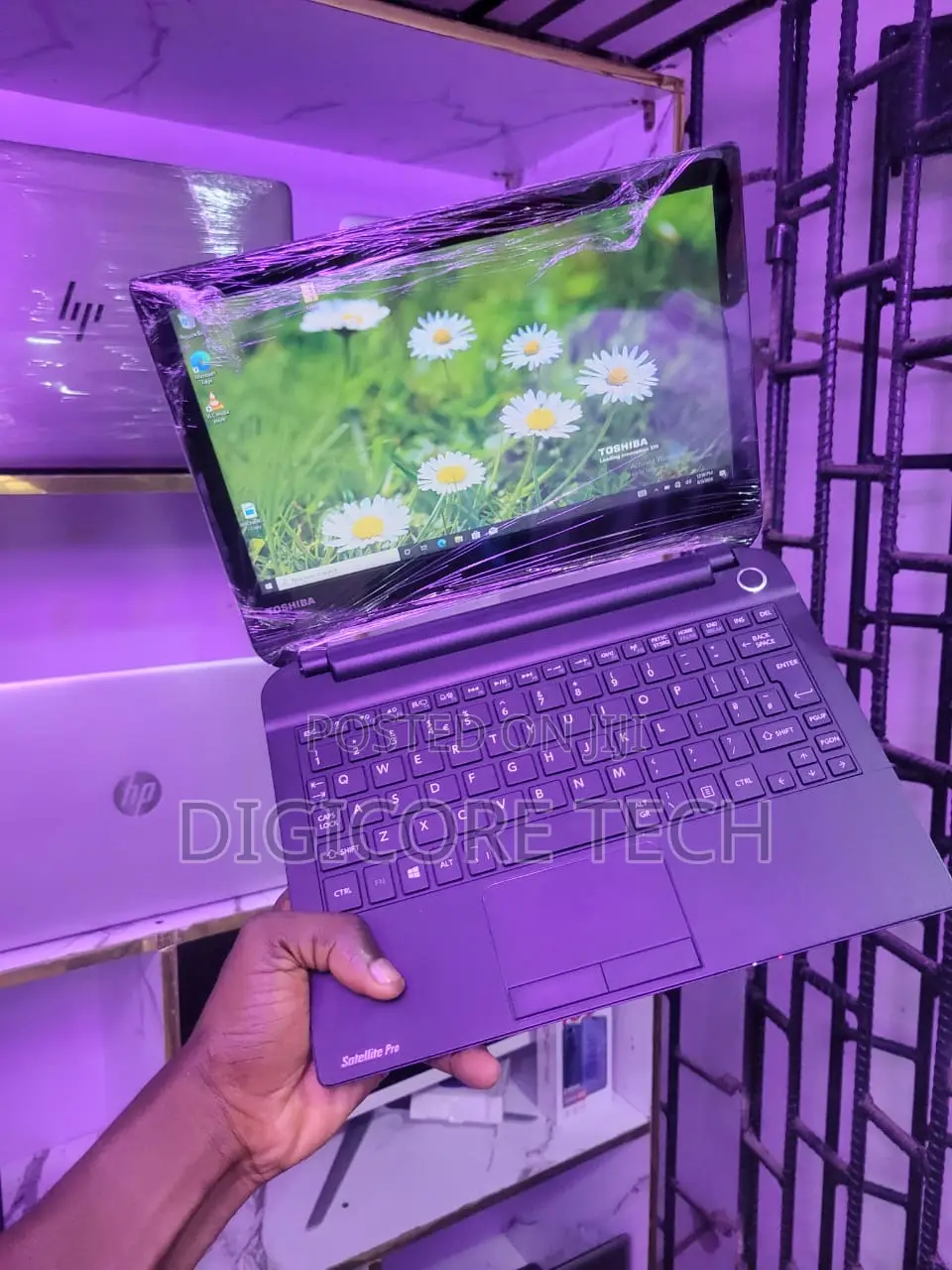 Laptop Toshiba 4GB Intel Celeron SSD 128GB