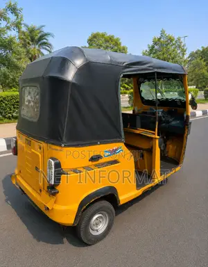 TVS King Deluxe Plus iTouch Start 2022 Yellow