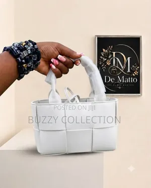 High Quality Stylish Women's Handbag