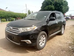 Toyota Highlander 2013 Black
