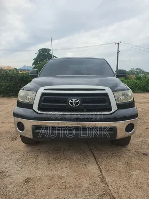 Toyota Tundra 2011 Black