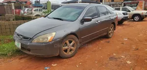 Honda Accord 2005 Gray