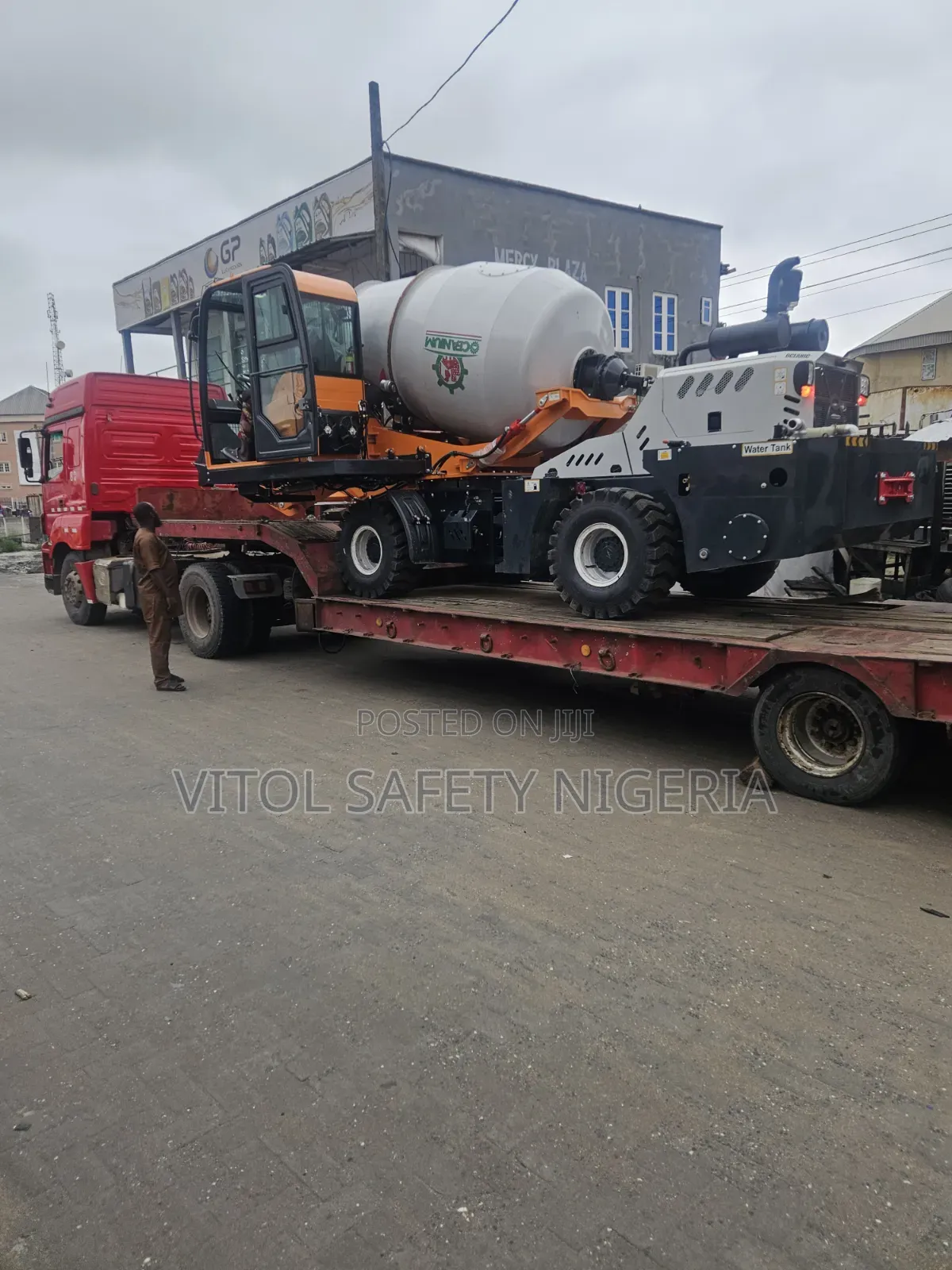 4cubic Oceanic Mobile Selfloading Concrete Mixer
