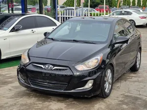 Hyundai Accent 2012 Black