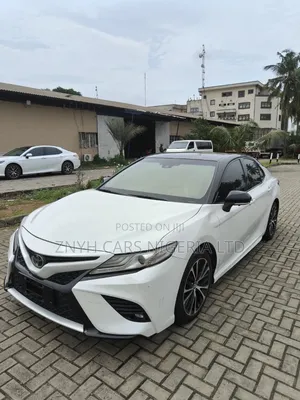 Toyota Camry 2020 White