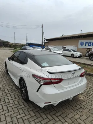 Toyota Camry 2020 White