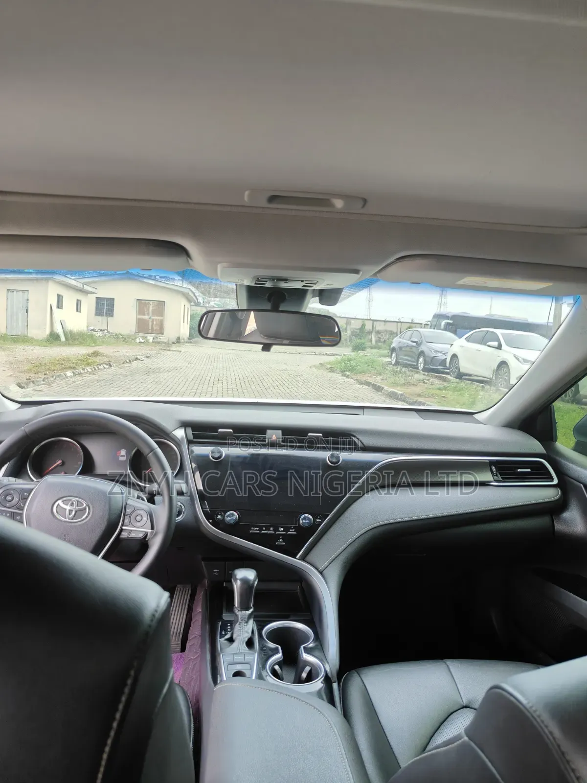 Toyota Camry 2020 White
