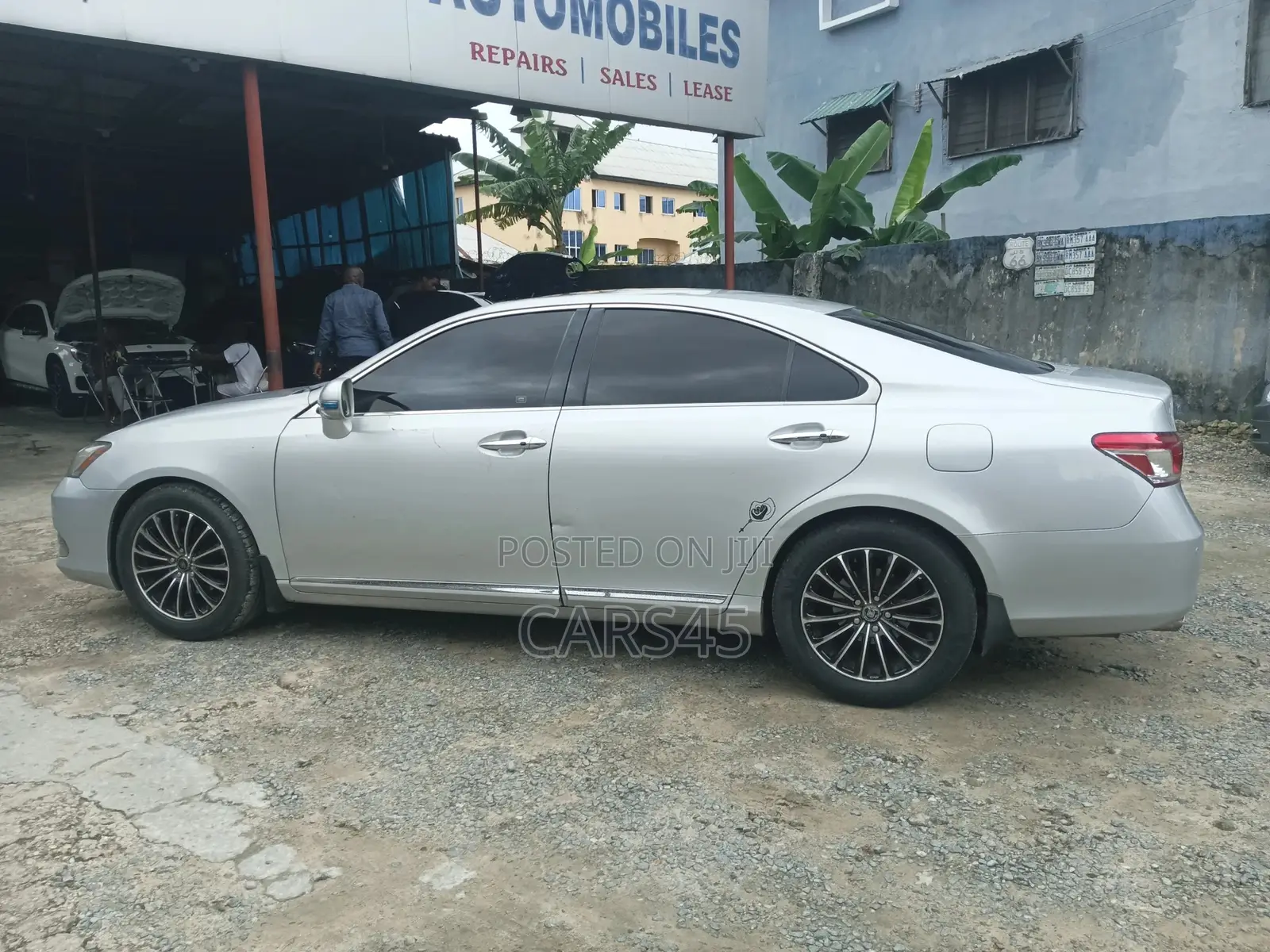 Lexus ES 2012 Silver