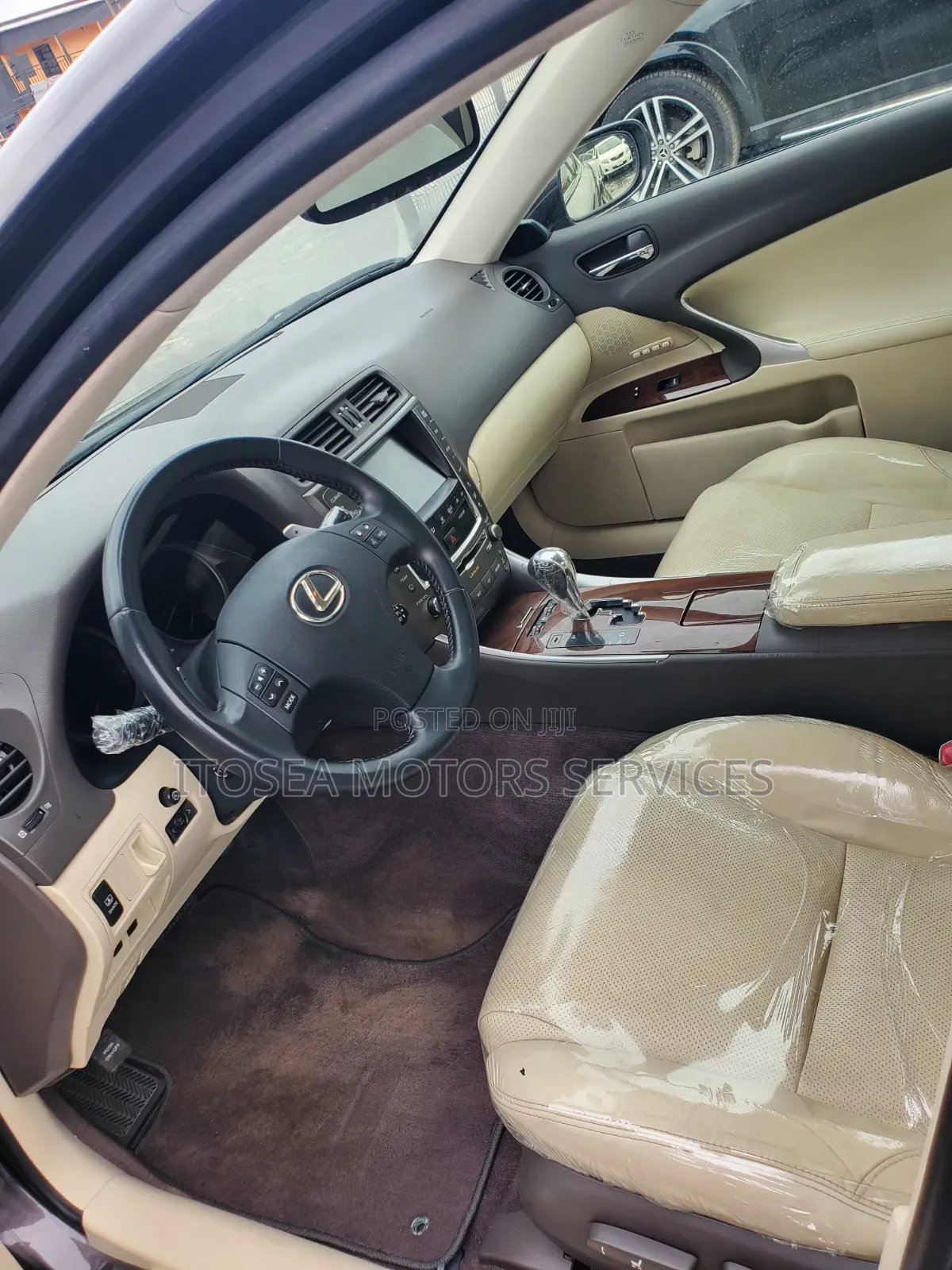 Lexus IS 2010 Gray