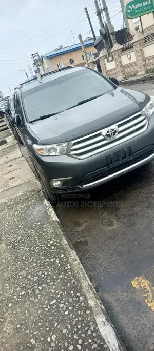 Toyota Highlander 2012 Gray