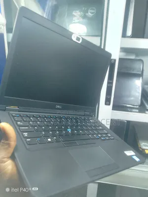 Laptop Dell Latitude 5490 4GB Intel Core i5 SSD 128GB