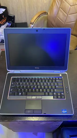 Laptop Dell Latitude E6420 4GB Intel Core i5 HDD 320GB