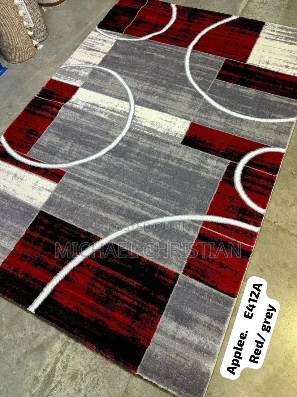 Premium Turkish Centre Rug – Modern Geometric Design