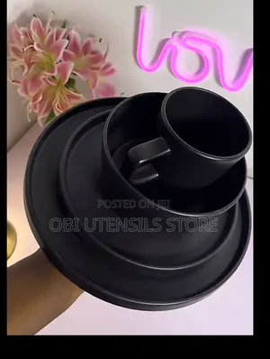 Breakable Plates