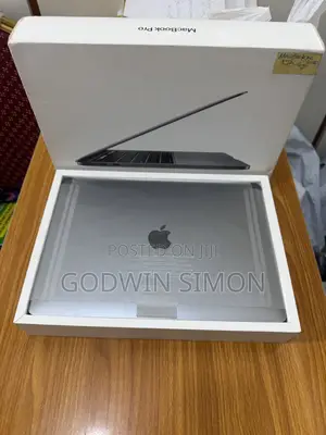 Laptop Apple MacBook Pro 2020 16GB Intel Core i5 SSD 1T