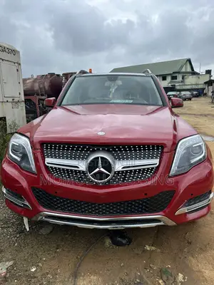 Mercedes-Benz GLK-Class 2015 Red