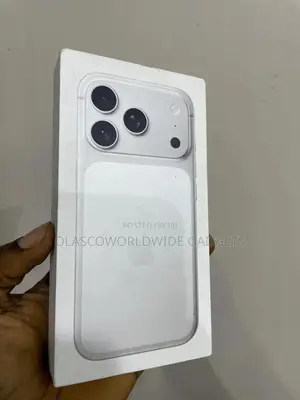 New Apple iPhone 17 Pro 1 TB Silver