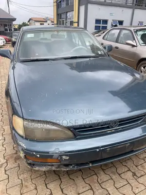 Toyota Camry 1996 Green
