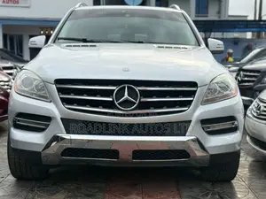 Mercedes-Benz M Class ML350 4MATIC 4dr SUV AWD (3.5L 6cyl 7A) 2014