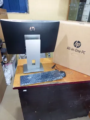 New Desktop Computer HP EliteOne 800 8GB Intel Core i5 SSD 512GB