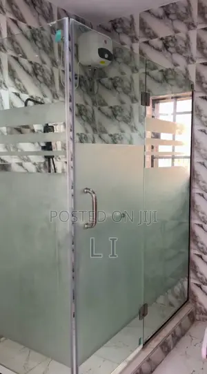 5bdrm Duplex in Almond Estate for rent
