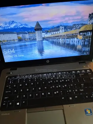 Laptop HP EliteBook 1040 G8 4GB Intel Core i5 HDD+SSD 250GB