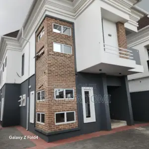 Furnished 5bdrm Duplex in Honey Brooks, Isheri North for sale