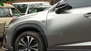Lexus NX 2017 Gold