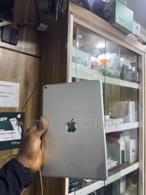 New Apple iPad Air 64 GB Gray