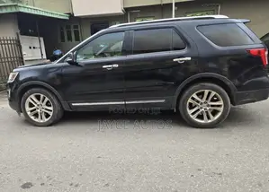 Ford Explorer 2016 Black