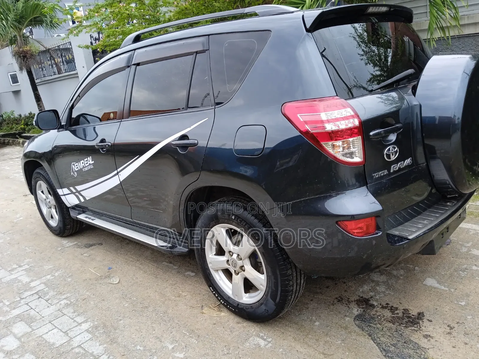 Toyota RAV4 2010 Black