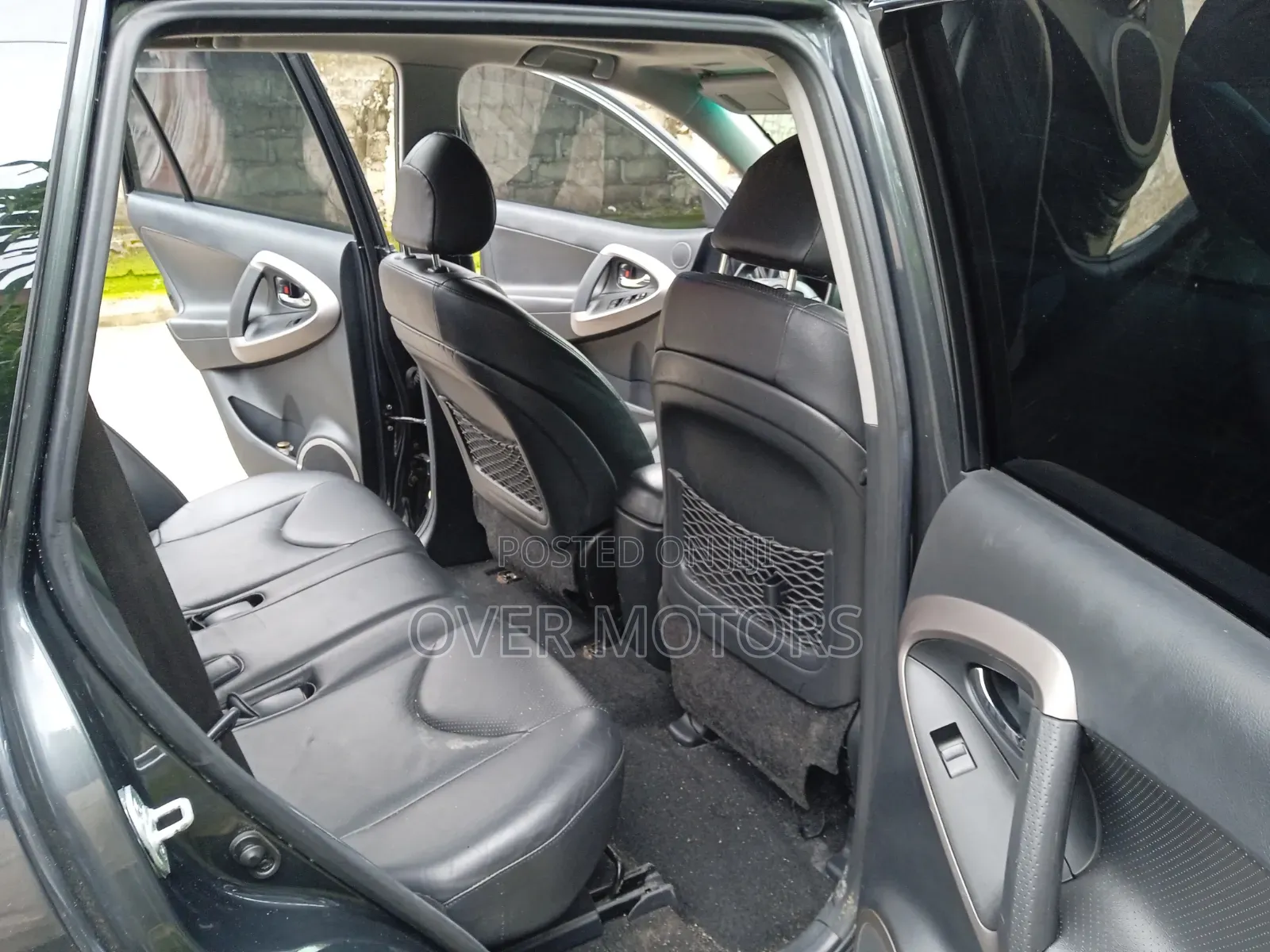 Toyota RAV4 2010 Black