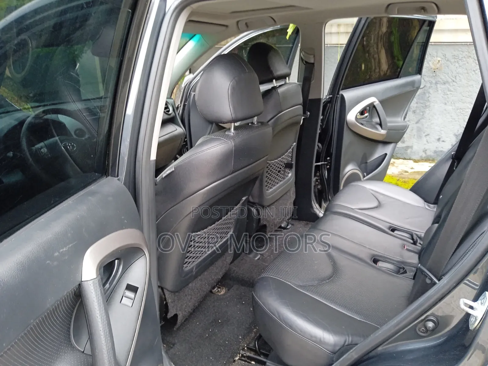 Toyota RAV4 2010 Black