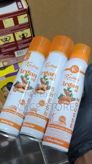 Moose and Oilsheen