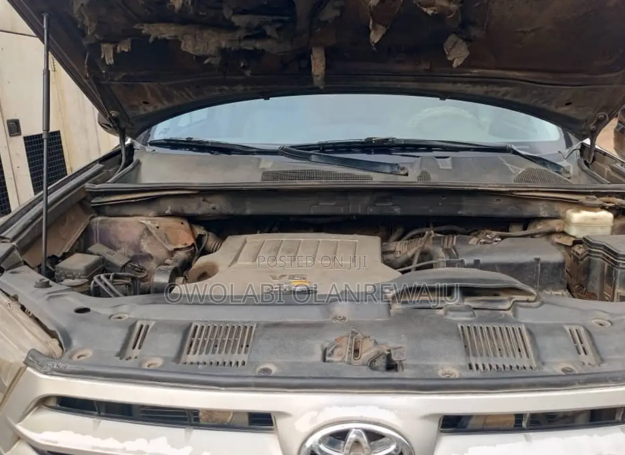 Toyota Highlander 2012 Brown