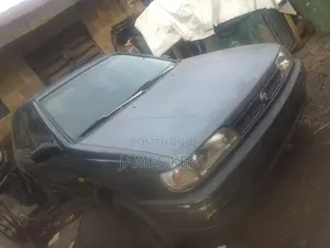 Nissan Sunny 2002 Gray