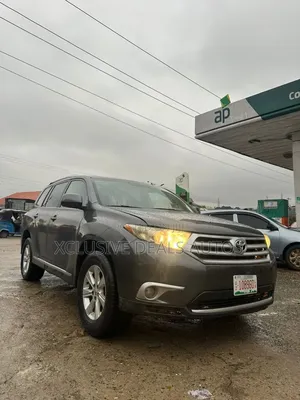 Toyota Highlander 2011 Gray