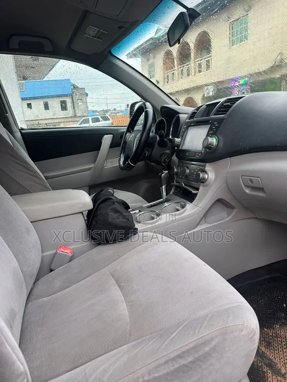 Toyota Highlander 2011 Gray